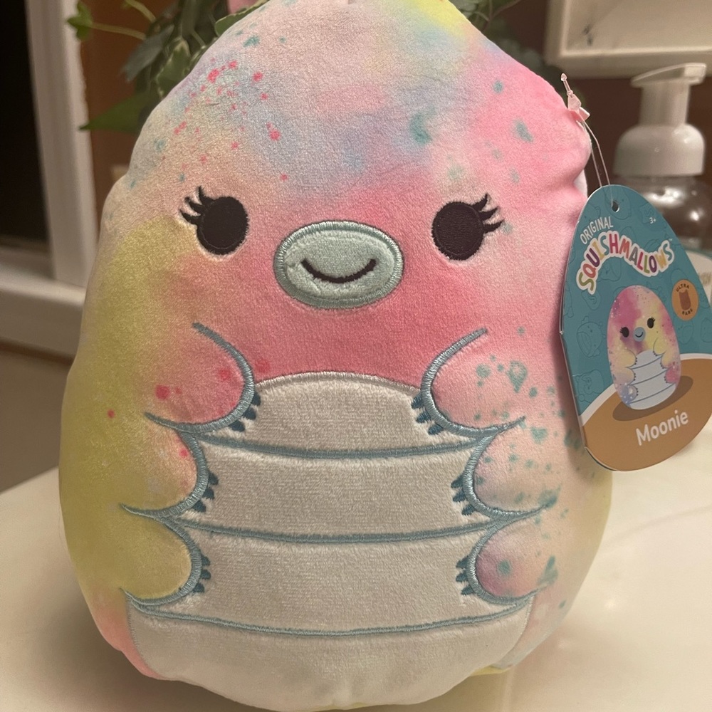 Moonie the Squishmallow